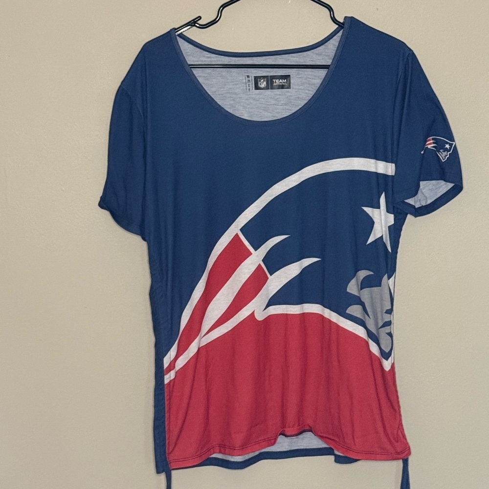 New England Patriots Women's Short Sleeve Tee - Blue and Red